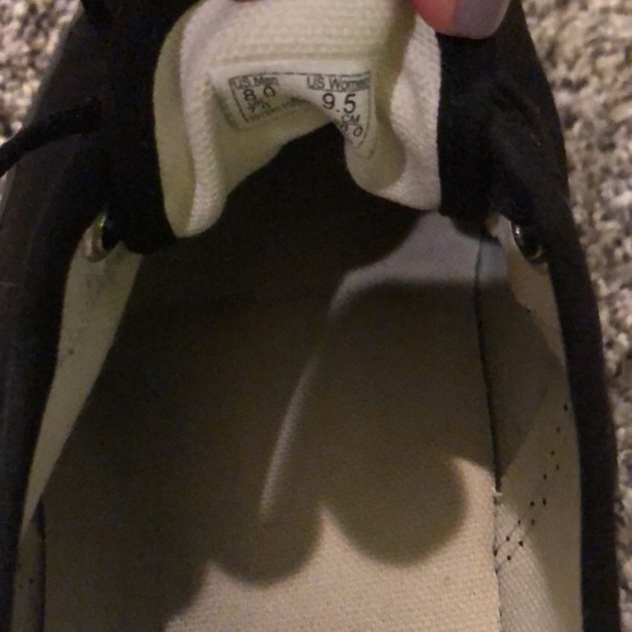 Black vans - Picture 3 of 4